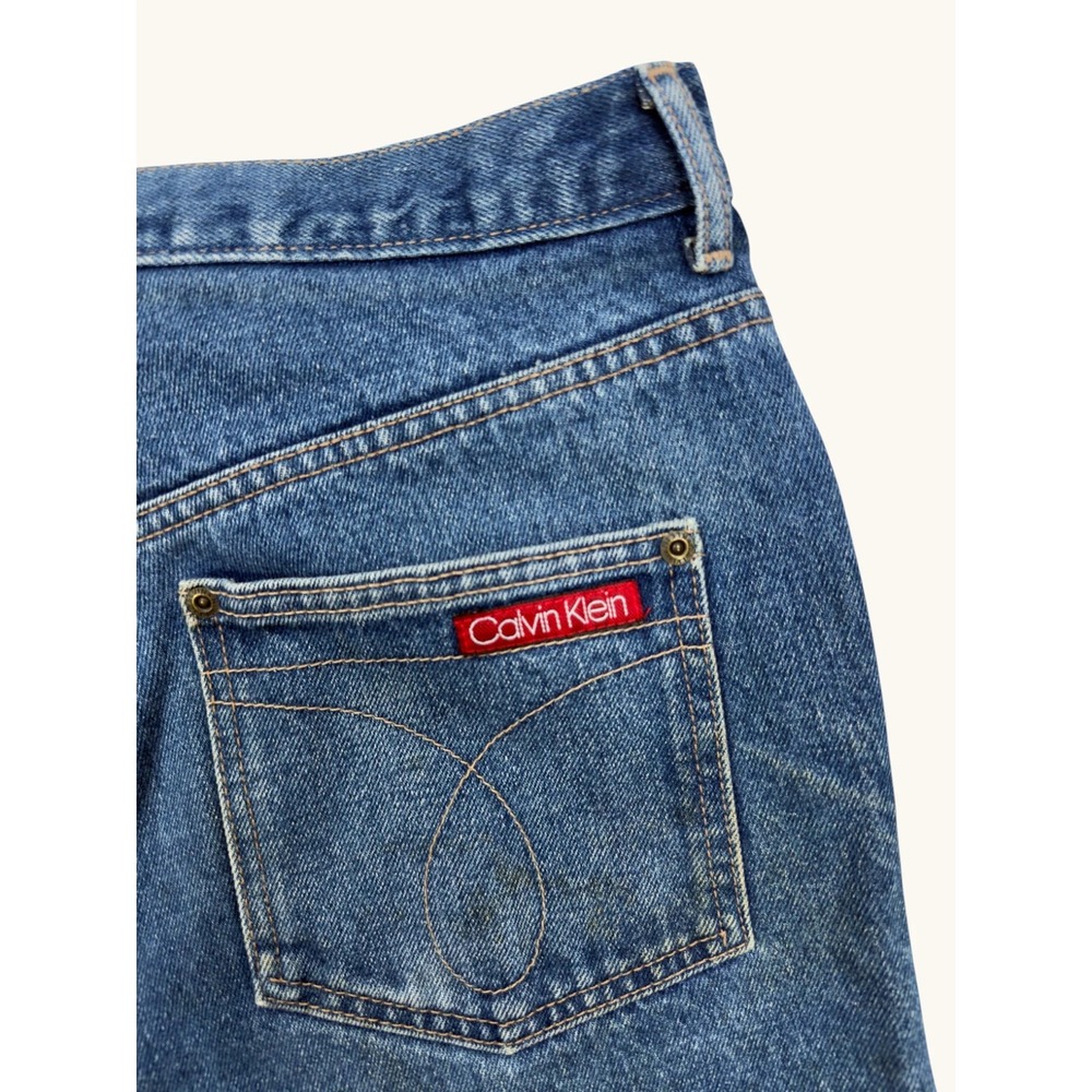 Vintage Calvin Klein Jeans 33 Womens Made in USA Medium Wash Straight Leg Denim
